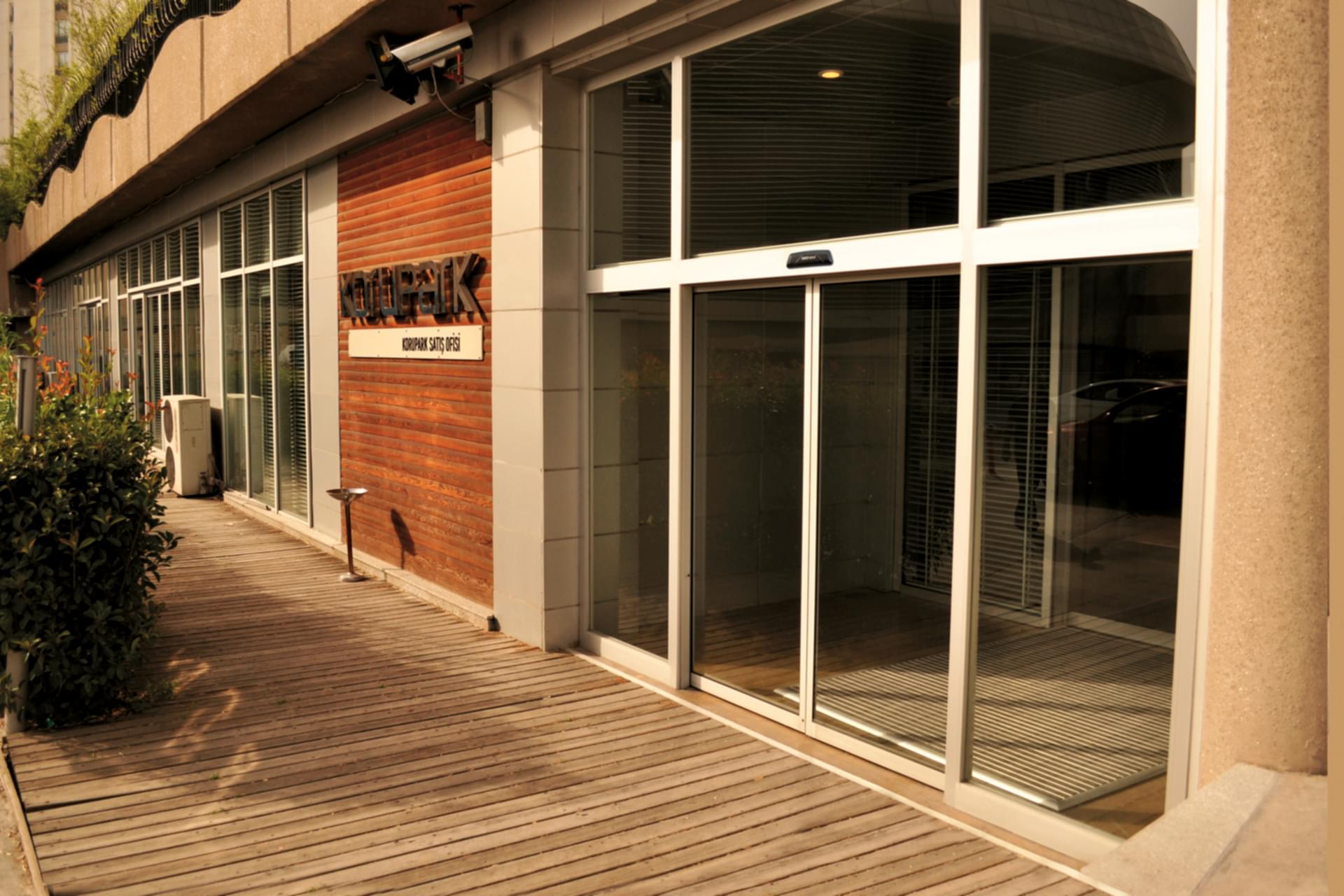 VIRA - AUTOMATIC SLIDING DOOR