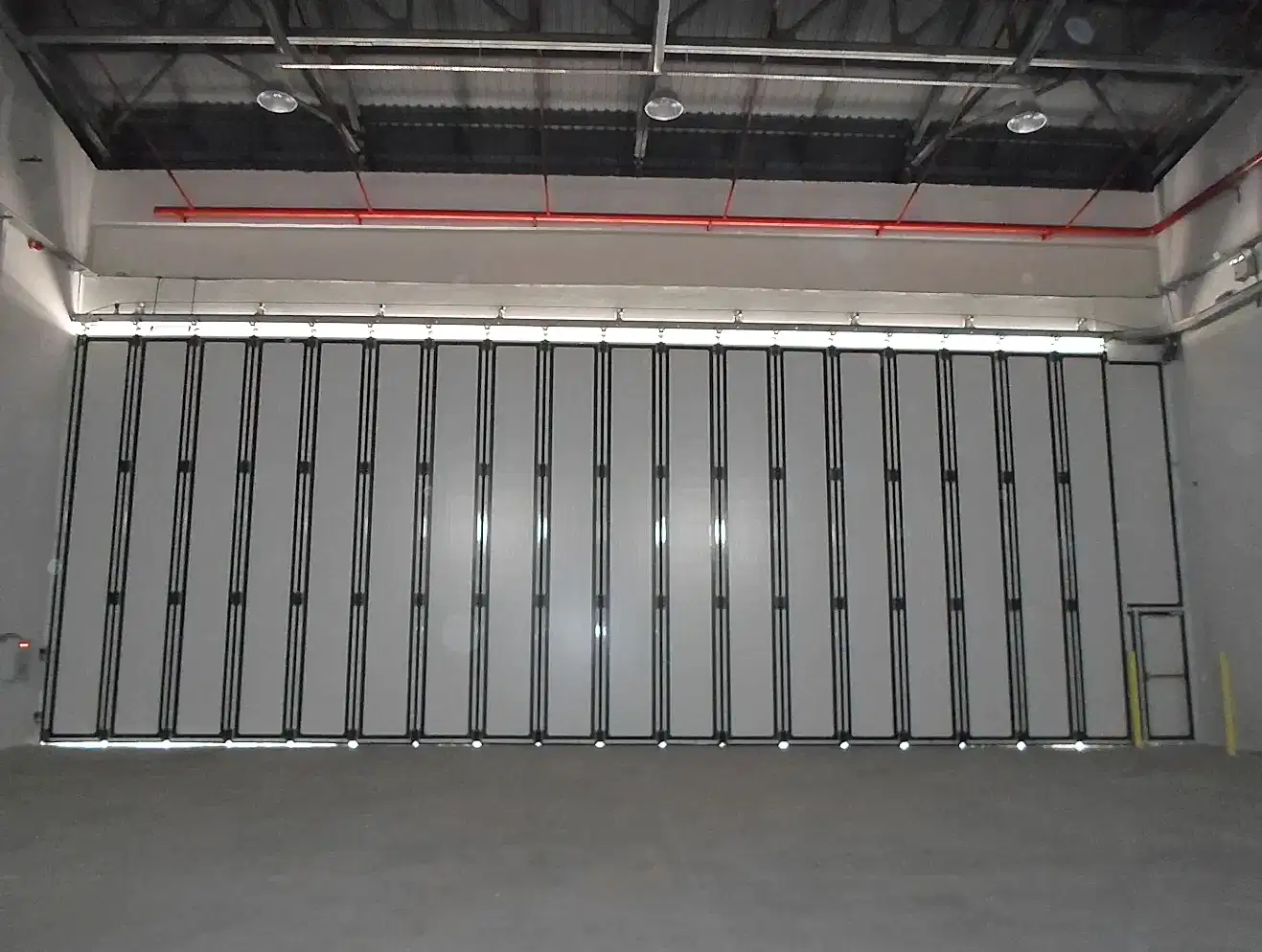 Hangar Kapıları Yüksek Güvenlik ve Verimlilik için Tasarlanmış Çözümler