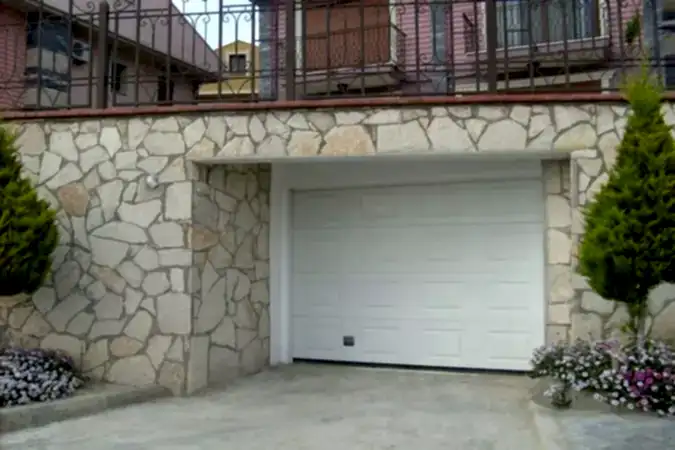 Otomatik Garaj Kapısı