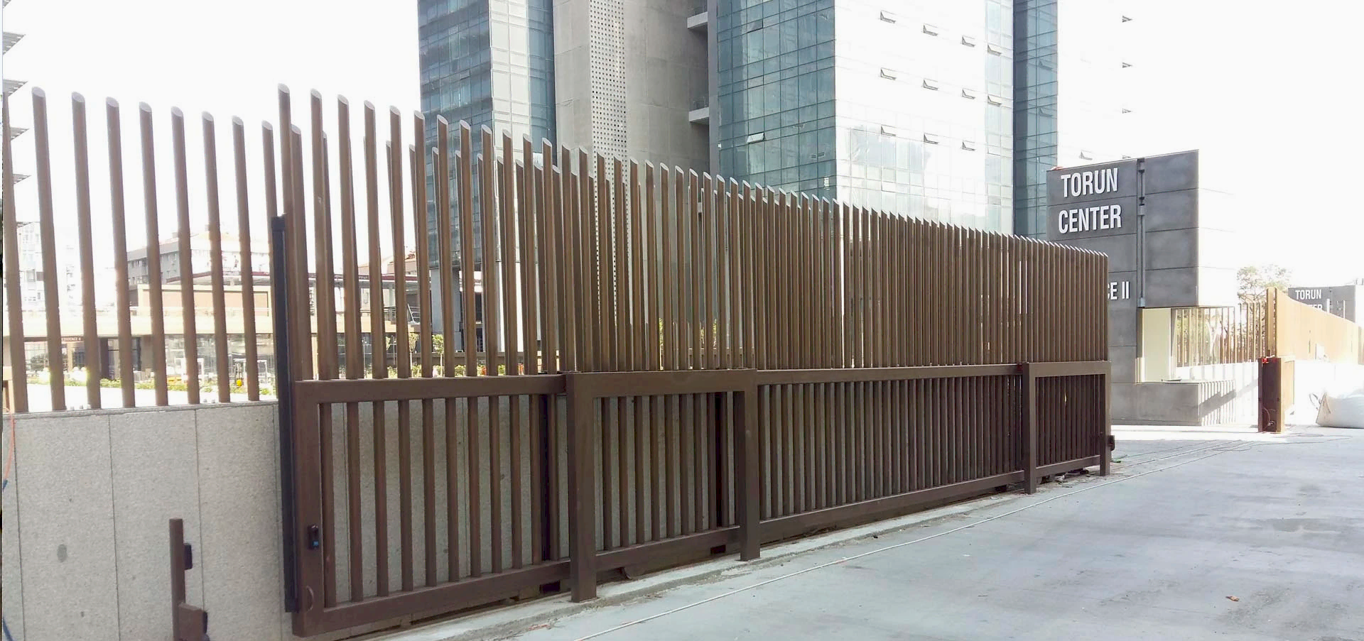 花園門自動化系統